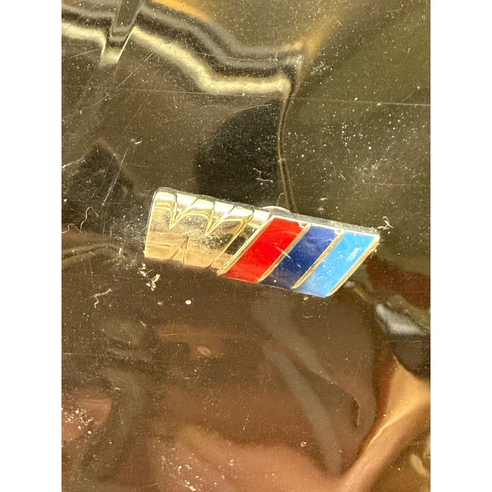 New BMW M Pin Motorsport Tricolor Logo Lapel Pin Silver Blue Red 80282410915